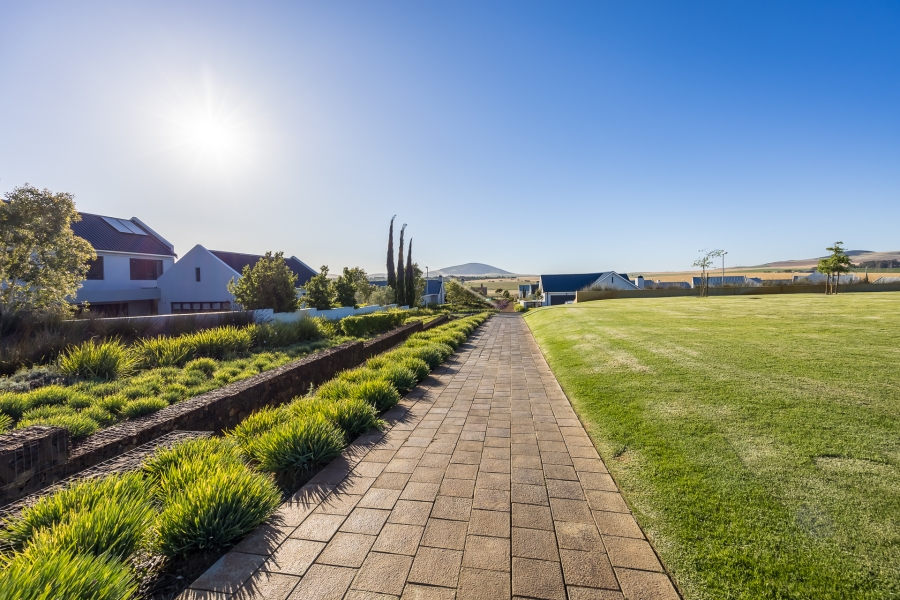 4 Bedroom Property for Sale in Graanendal Western Cape